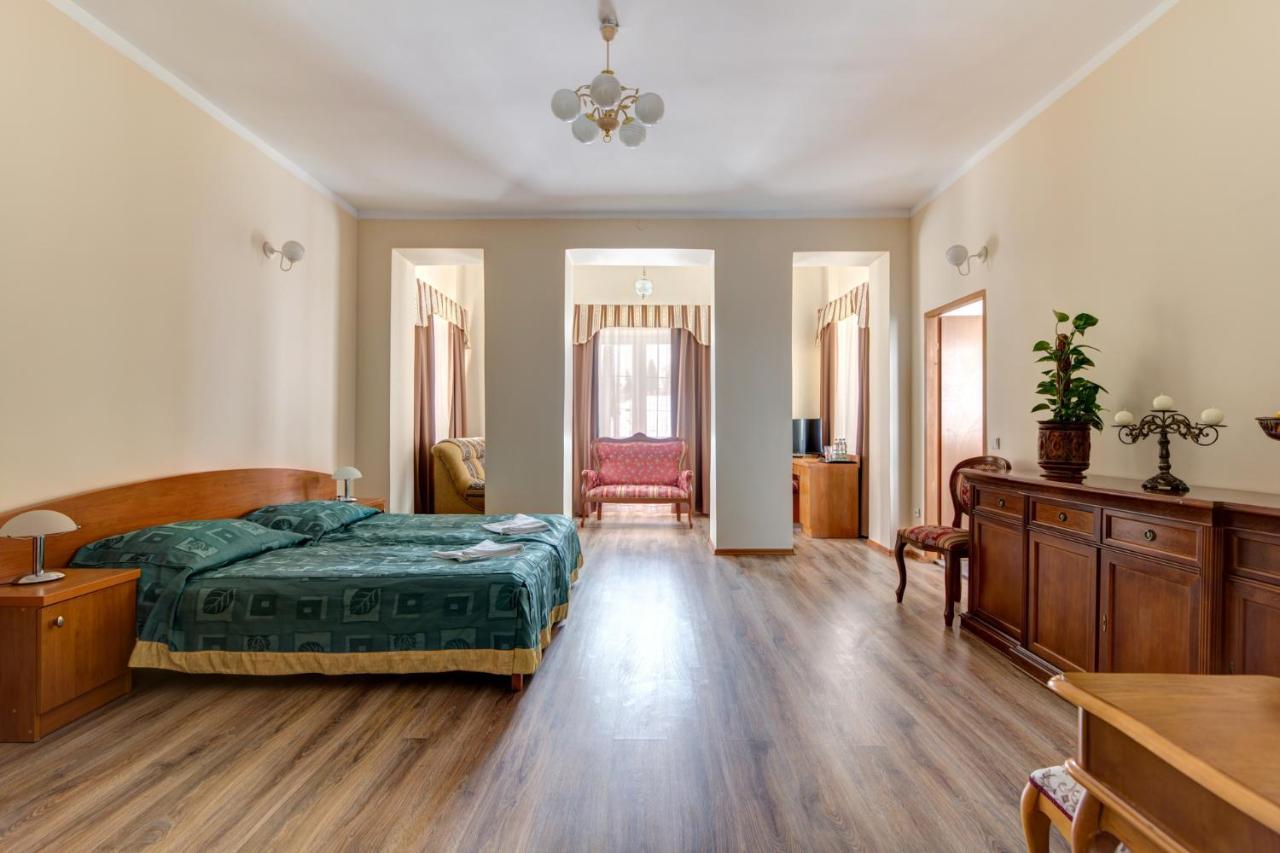 Apartamenty I Pokoje Henryk Криница-Здруй Екстериор снимка